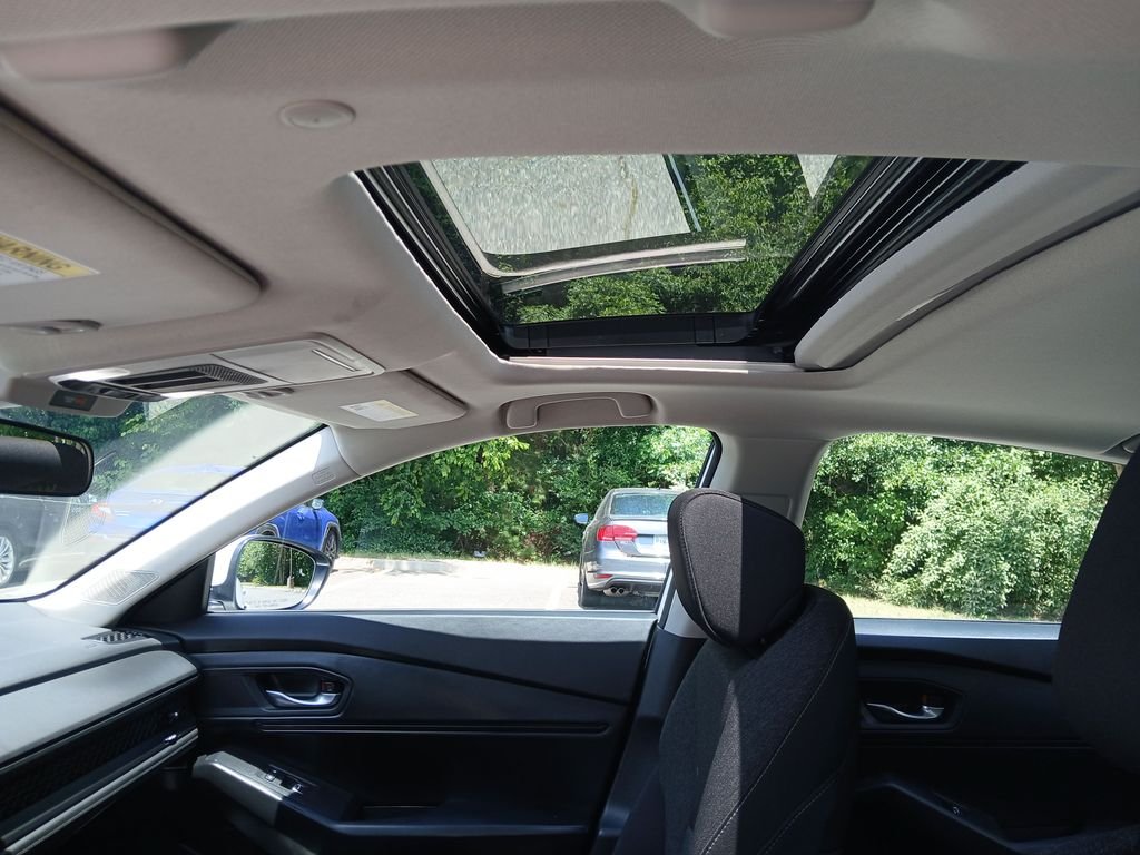Used 2024 White Honda EX image 20