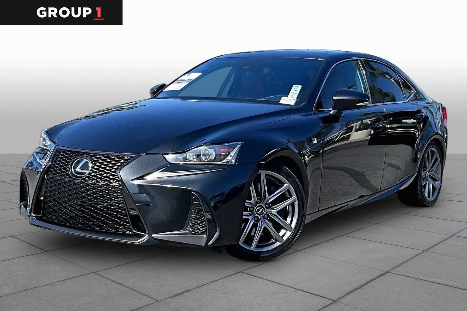 2020 Lexus IS