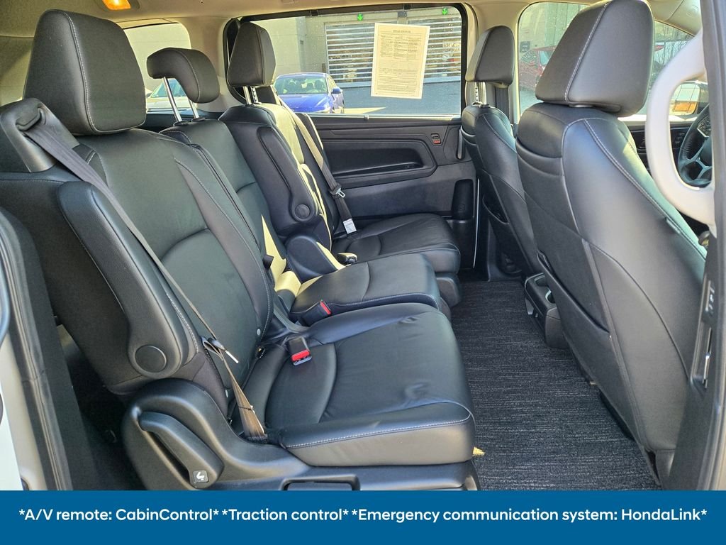 2022 Honda Odyssey Touring - Photo 14