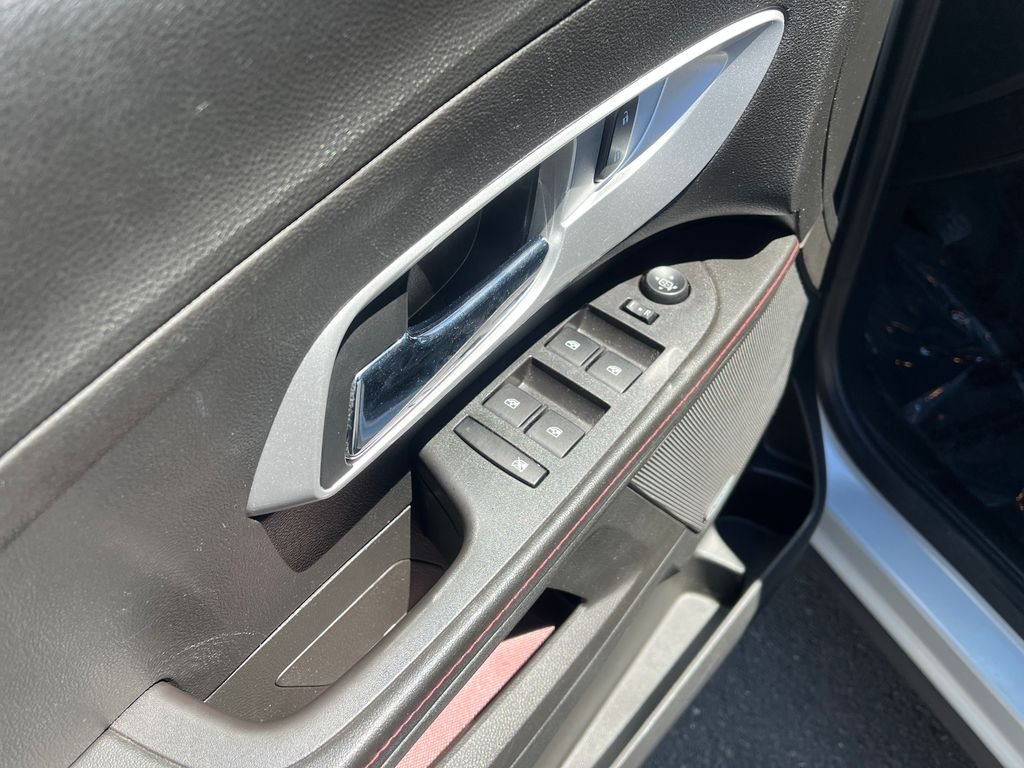 Used 2015 Silver Chevrolet LTZ image 11