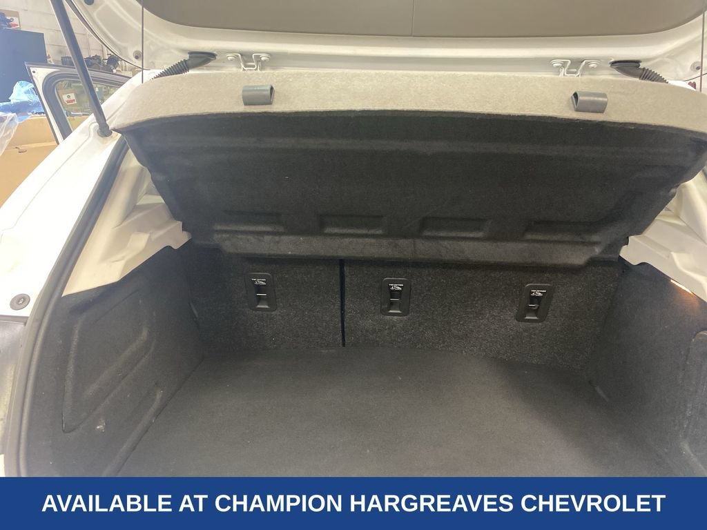 Used 2017 SUMMIT WHITE Chevrolet LT image 34