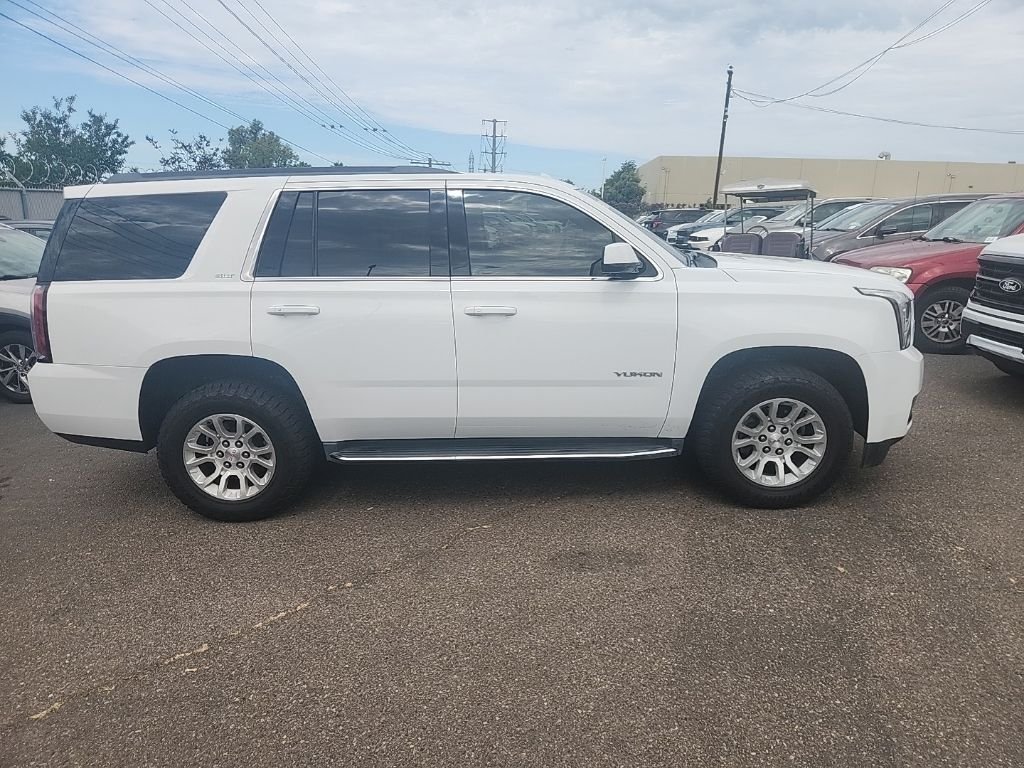 Used 2017 White GMC SLT image 17