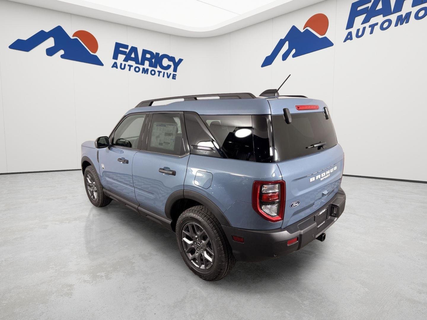 Used 2026 Azure Gray Metallic Ford Big Bend image 3