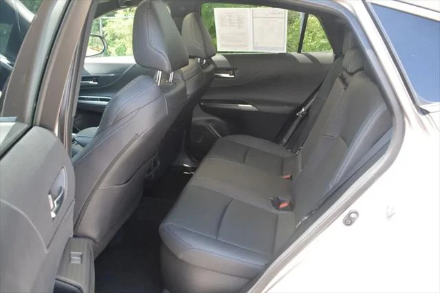 Certified Used 2023 TITANIUM GLOW Toyota  image 25