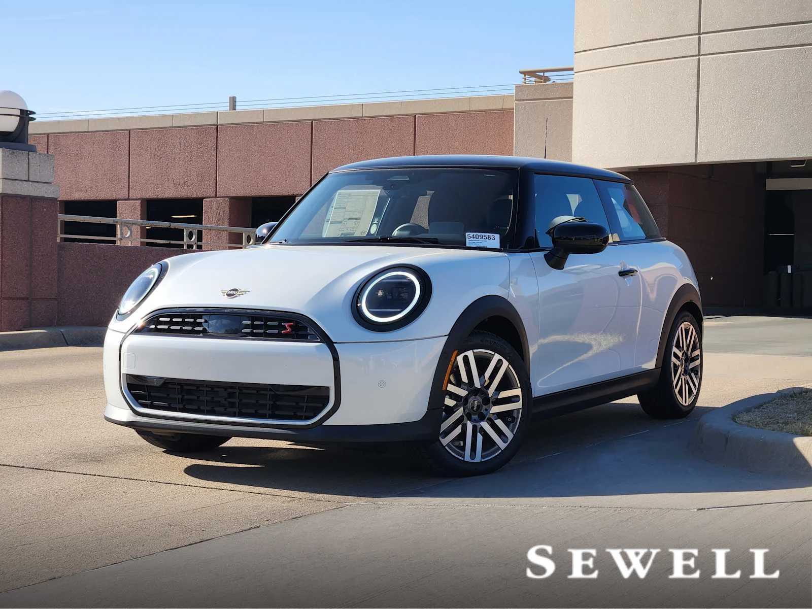 2026 MINI Hardtop Cooper S's photo