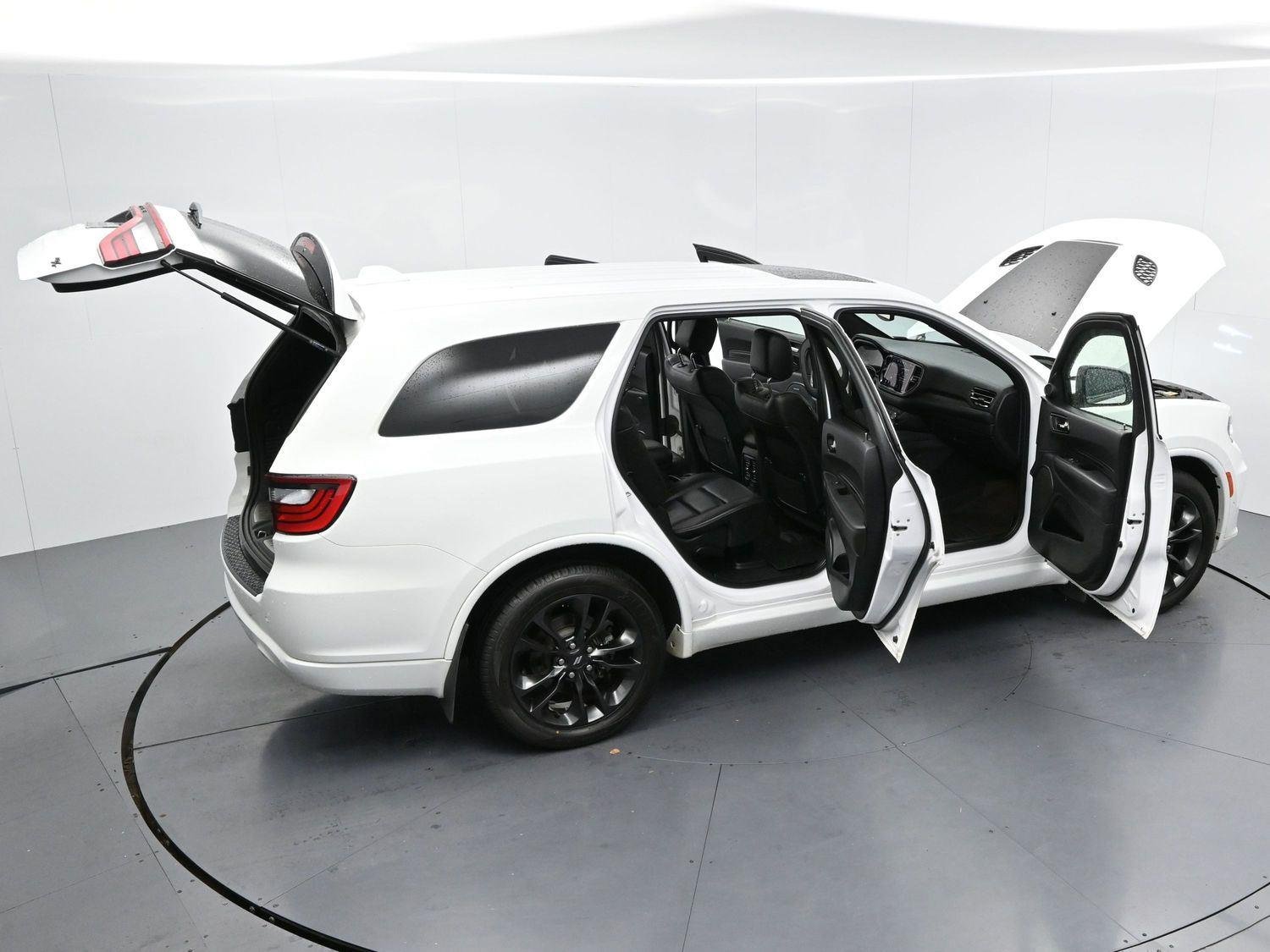 Used 2022 White Knuckle Clearcoat Dodge R/T Plus image 46