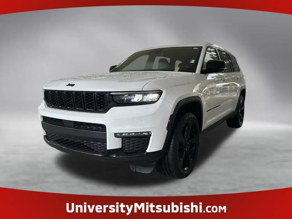 Used 2024 White Jeep Limited image 1
