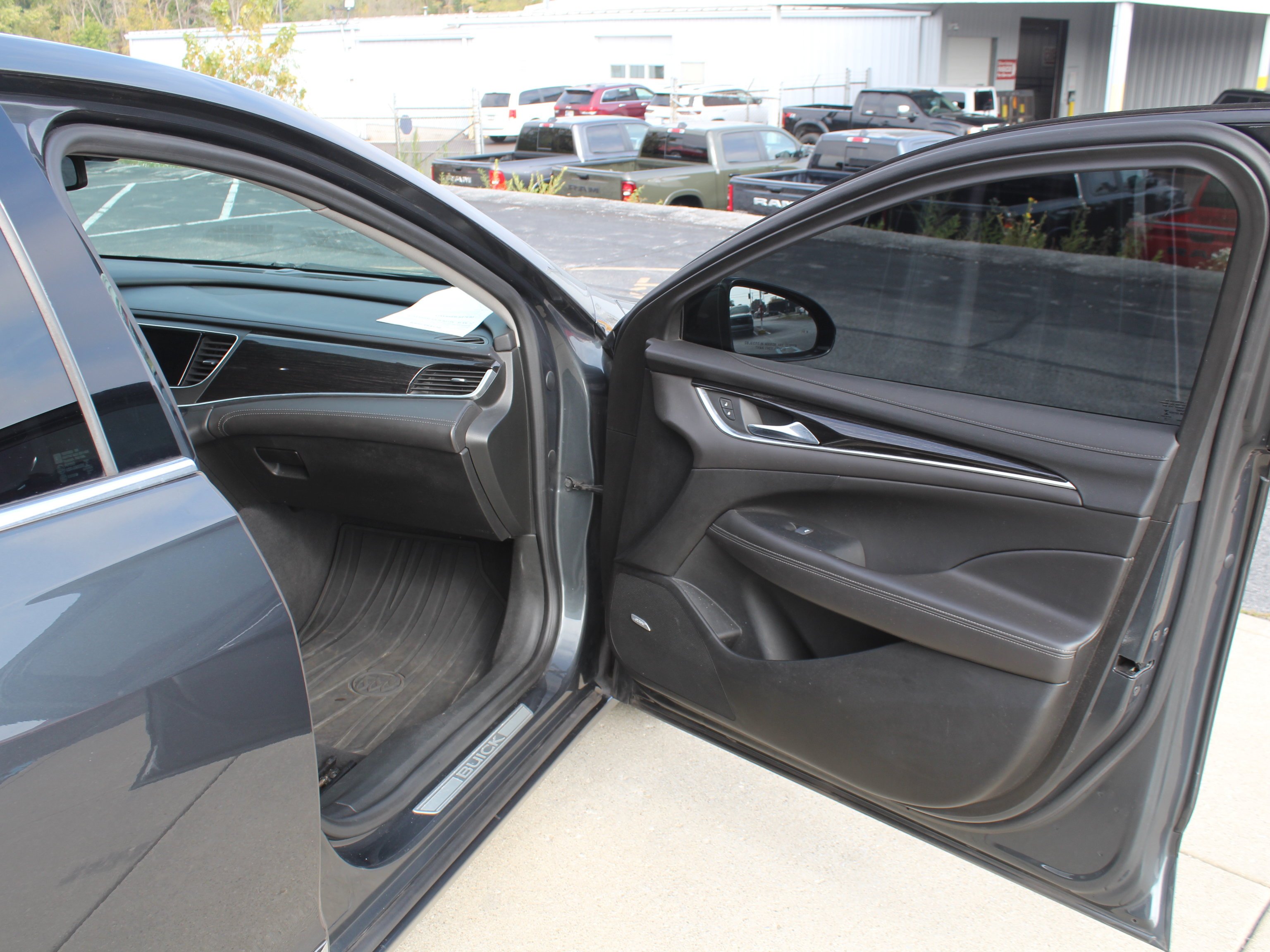 Used 2017 GRAPHITE GRAY METALLIC Buick Essence image 25
