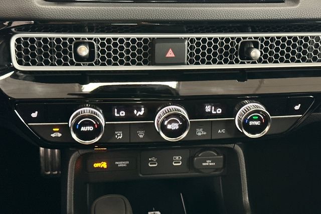 New 2026 Urban Gray Pearl Honda Sport Touring image 18