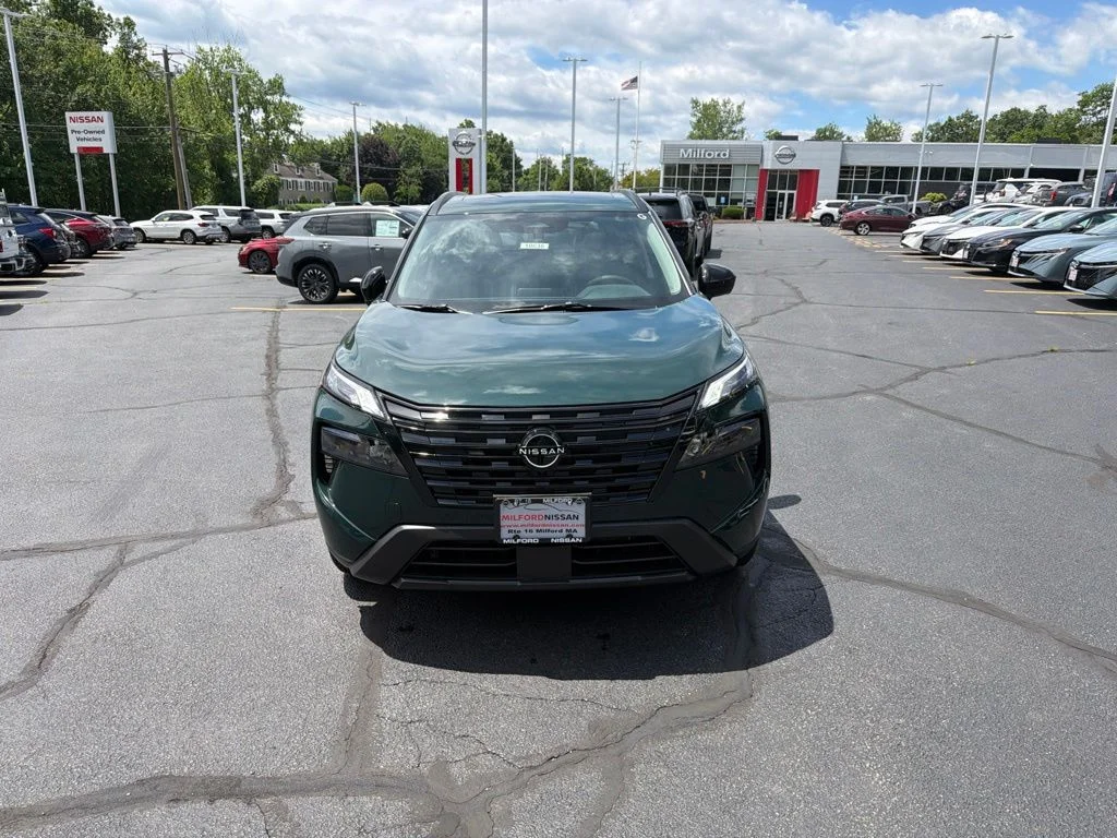 New 2026 Obsidian Green Pearl Nissan Dark Armor™ image 9