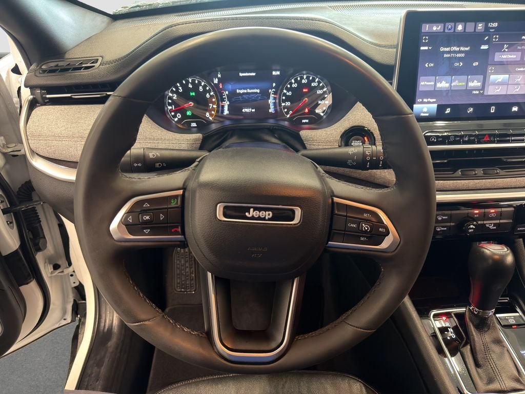 Used 2023 White Jeep Latitude Lux image 19
