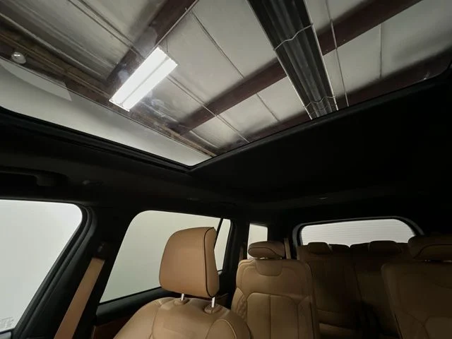 Used 2023 White Jeep Summit image 20