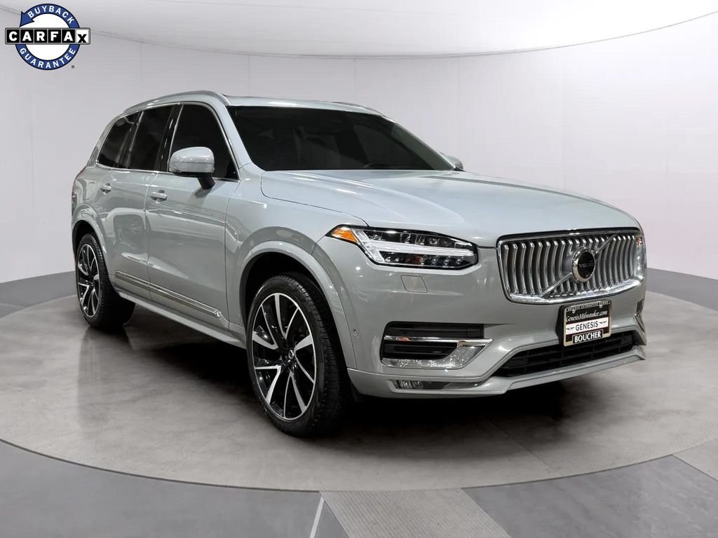 2024 Volvo XC90 B6 Plus 7-Seater Bright theme 4WD's photo