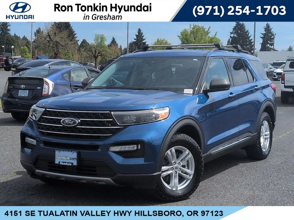 Used 2021 Blue Metallic Ford XLT image 1