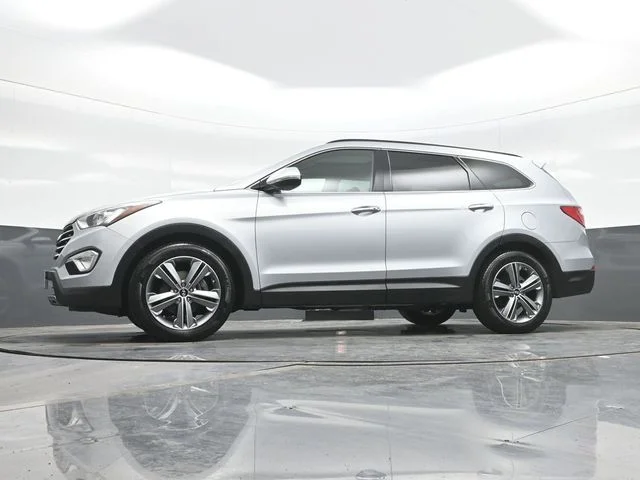 Used 2016 Silver Hyundai Limited image 21