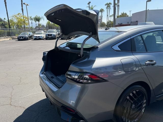 New 2027  Nissan SR image 8