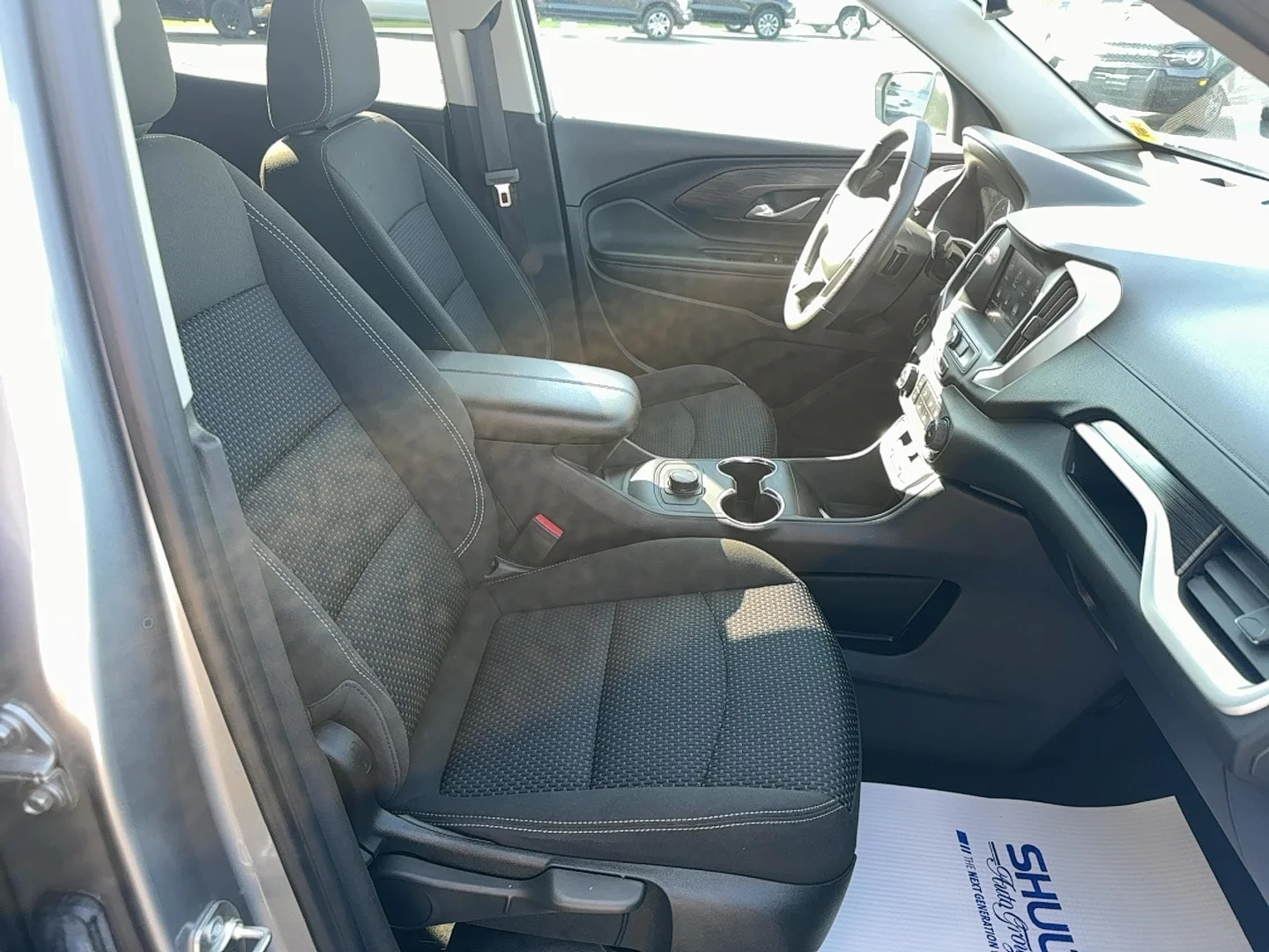 Used 2024 Sterling Metallic GMC SLE image 21