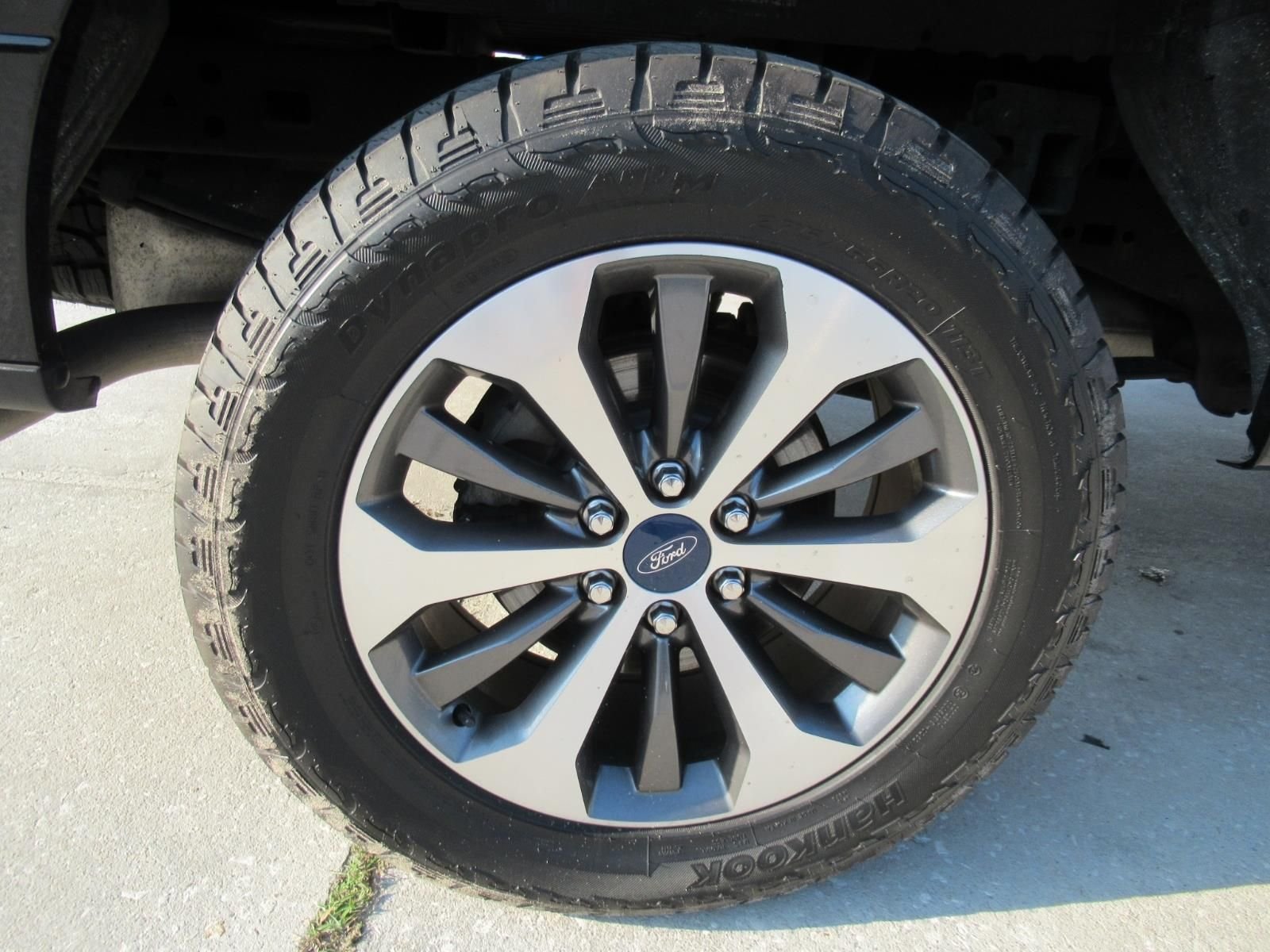 Used 2020 Black Ford XL image 8