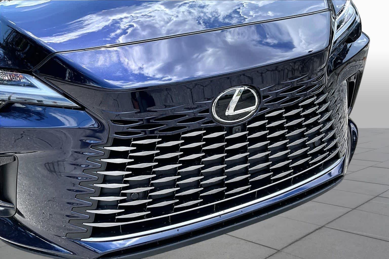 Used 2024 Nightfall Mica Lexus Premium Plus image 30