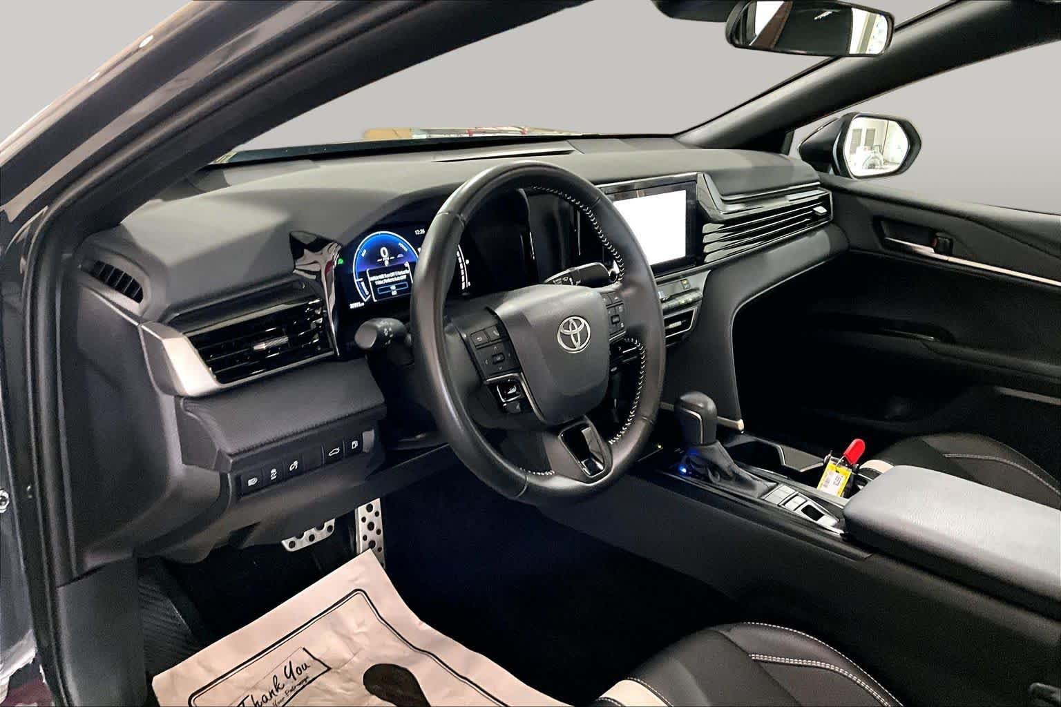 Used 2026 UNDERGROUND Toyota SE image 17