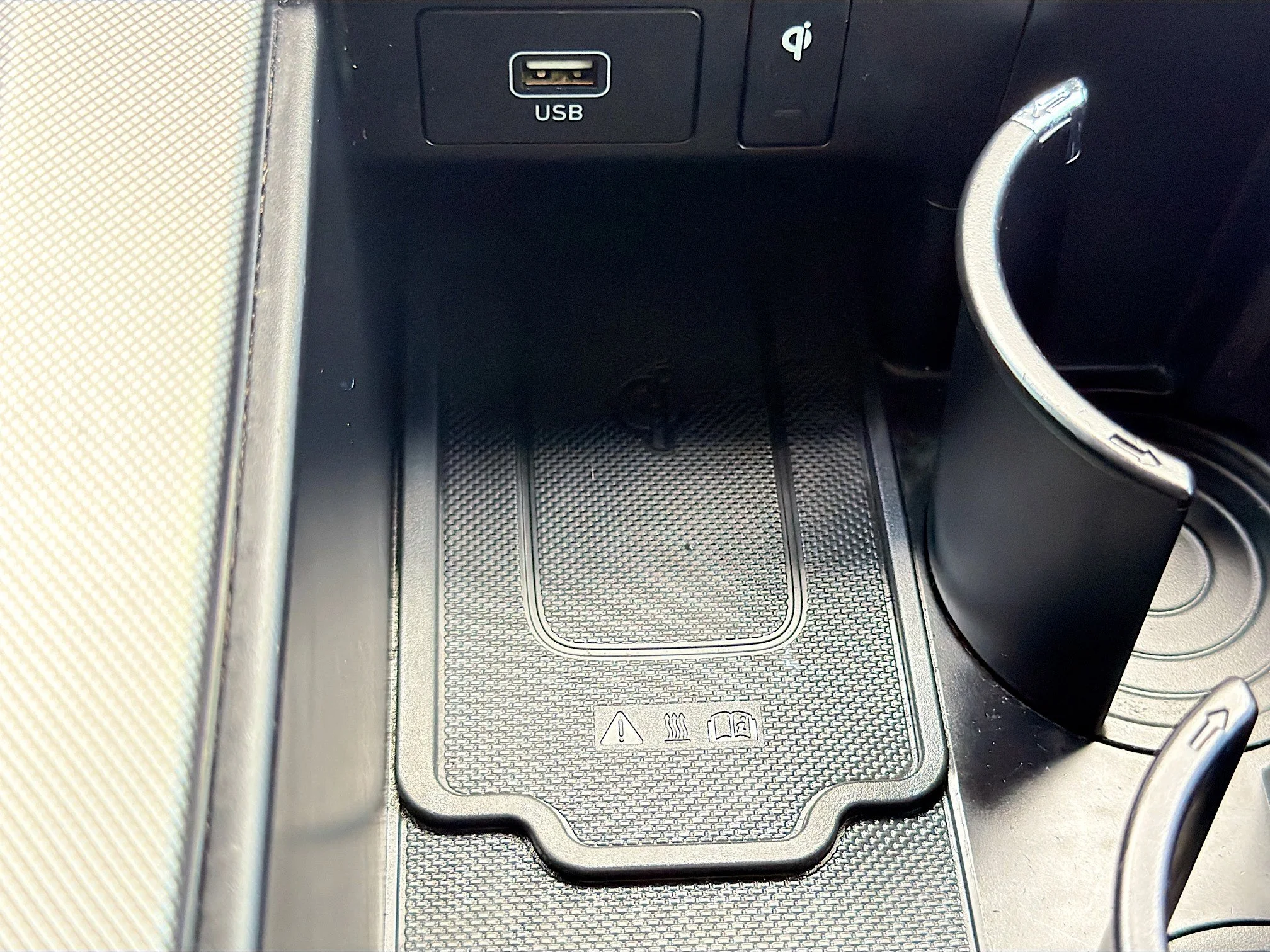 Used 2022 Typhoon Silver Hyundai Calligraphy image 32