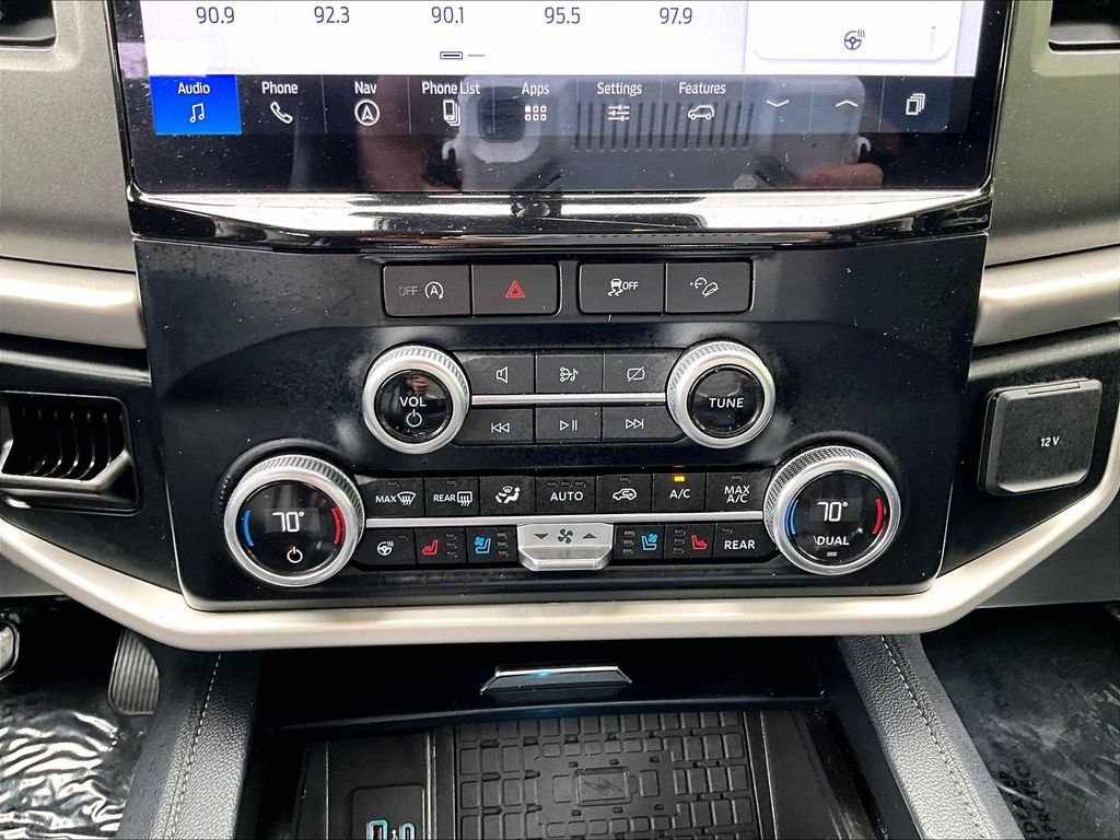 Used 2024 Gray Metallic Ford XLT image 27