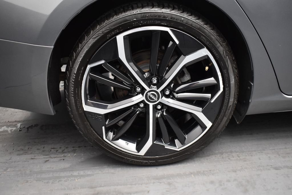 2023 Nissan Altima SR - Photo 14