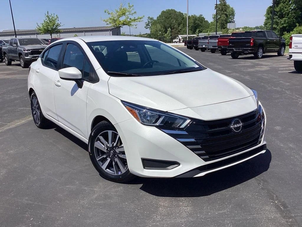 2023 Nissan Versa Sedan