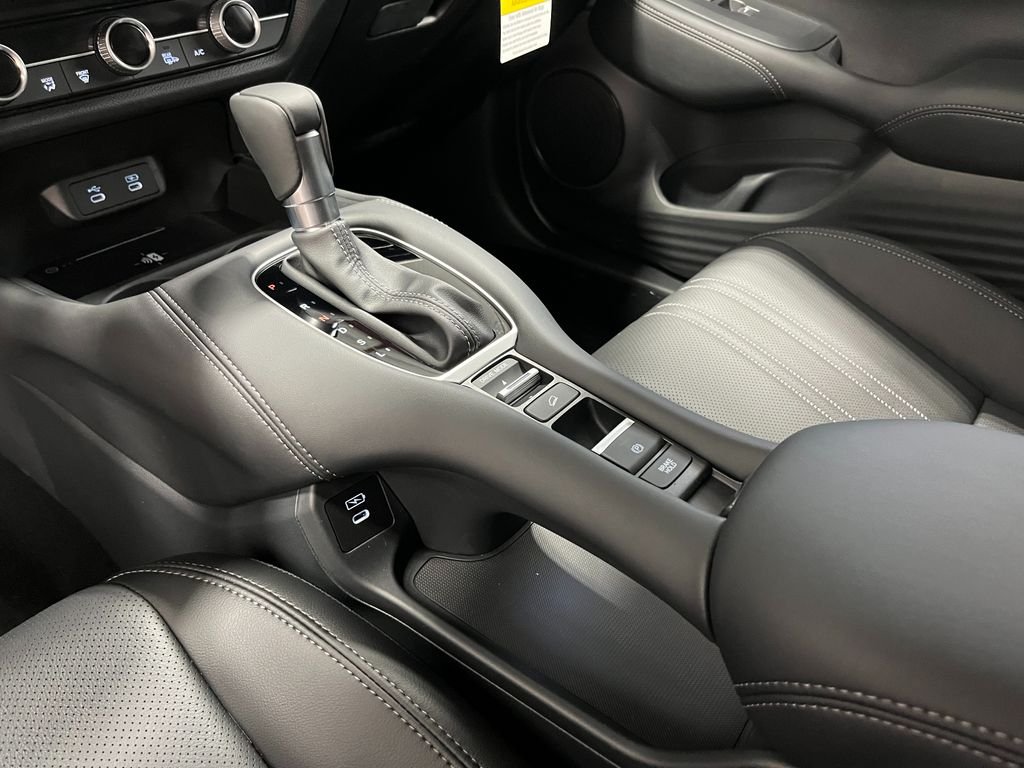 New 2027 Urban Gray Pearl Honda EX-L image 21