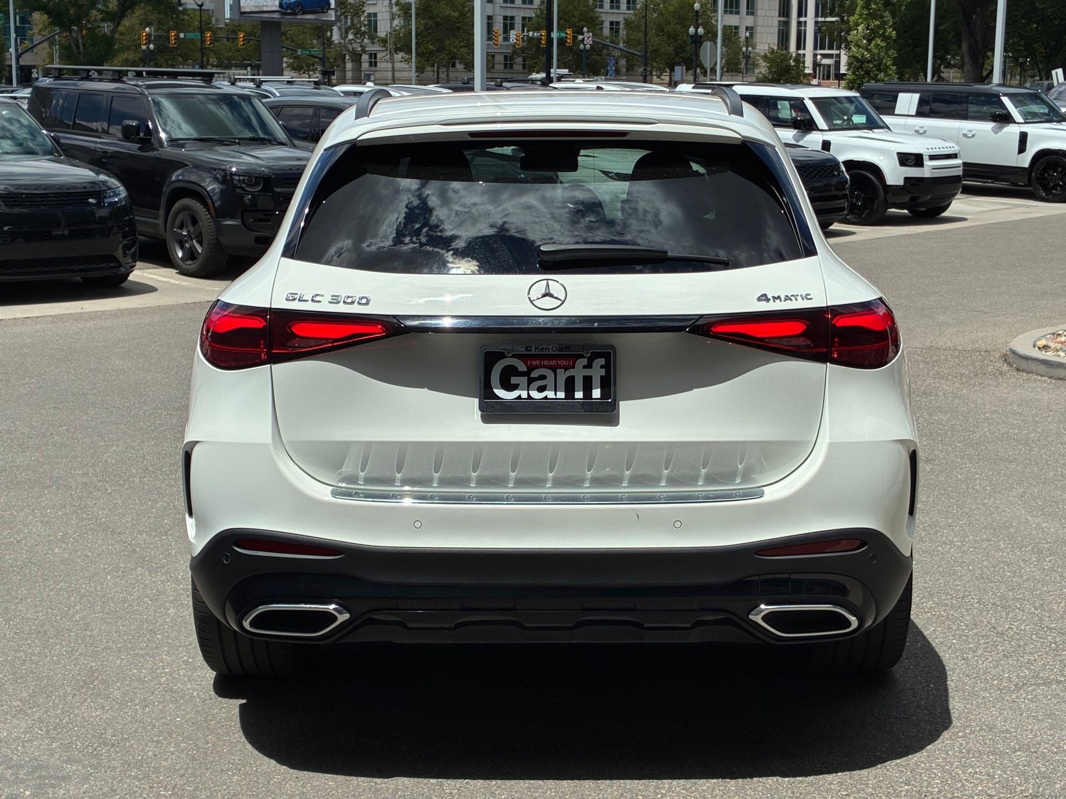Used 2023 Polar White Mercedes-Benz GLC 300 image 4