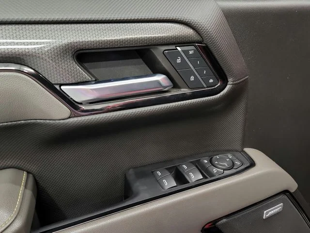 2023 Chevrolet Silverado 1500 ZR2 - Photo 26