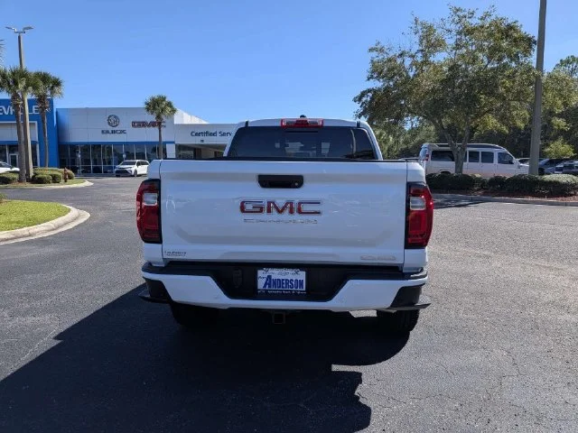 New 2026 Summit White GMC Elevation image 4