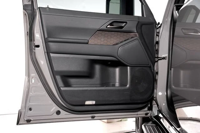 Used 2025 Incognito Lexus 550 Premium+ image 51