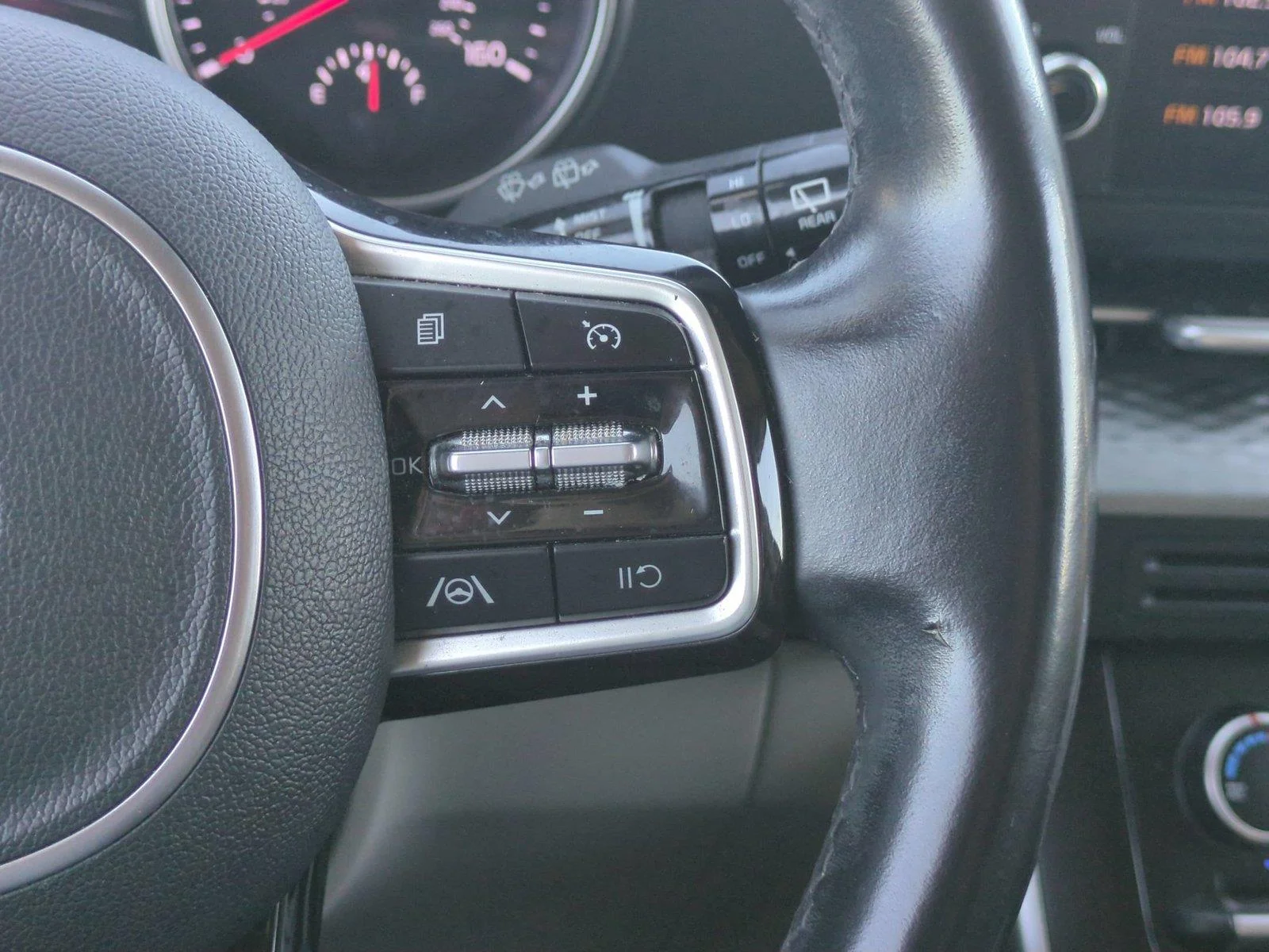 Used 2022 Deep Chroma Blue Kia LXS image 20