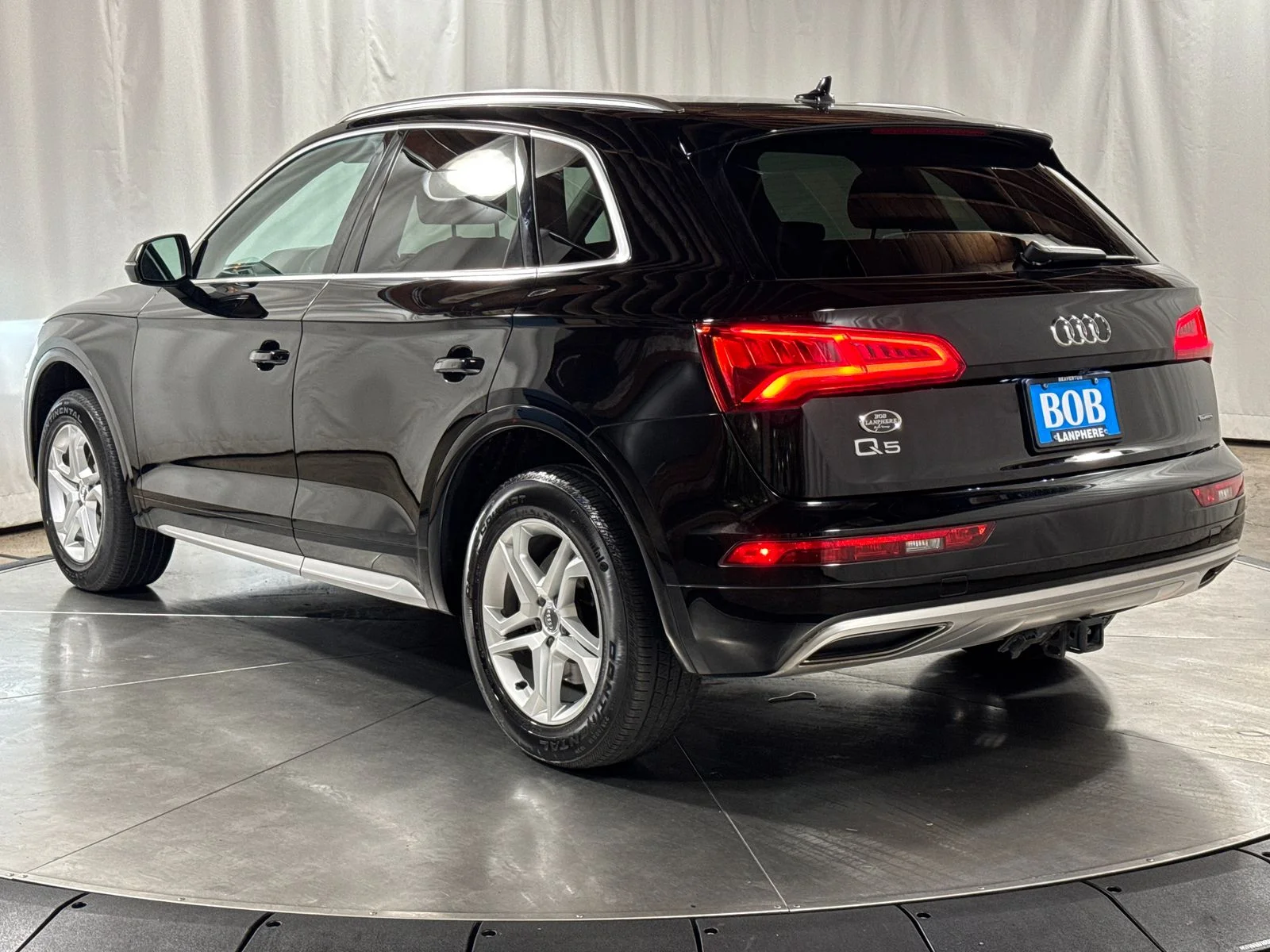 Used 2019 Brilliant Black Audi 2.0T Premium quattro image 9