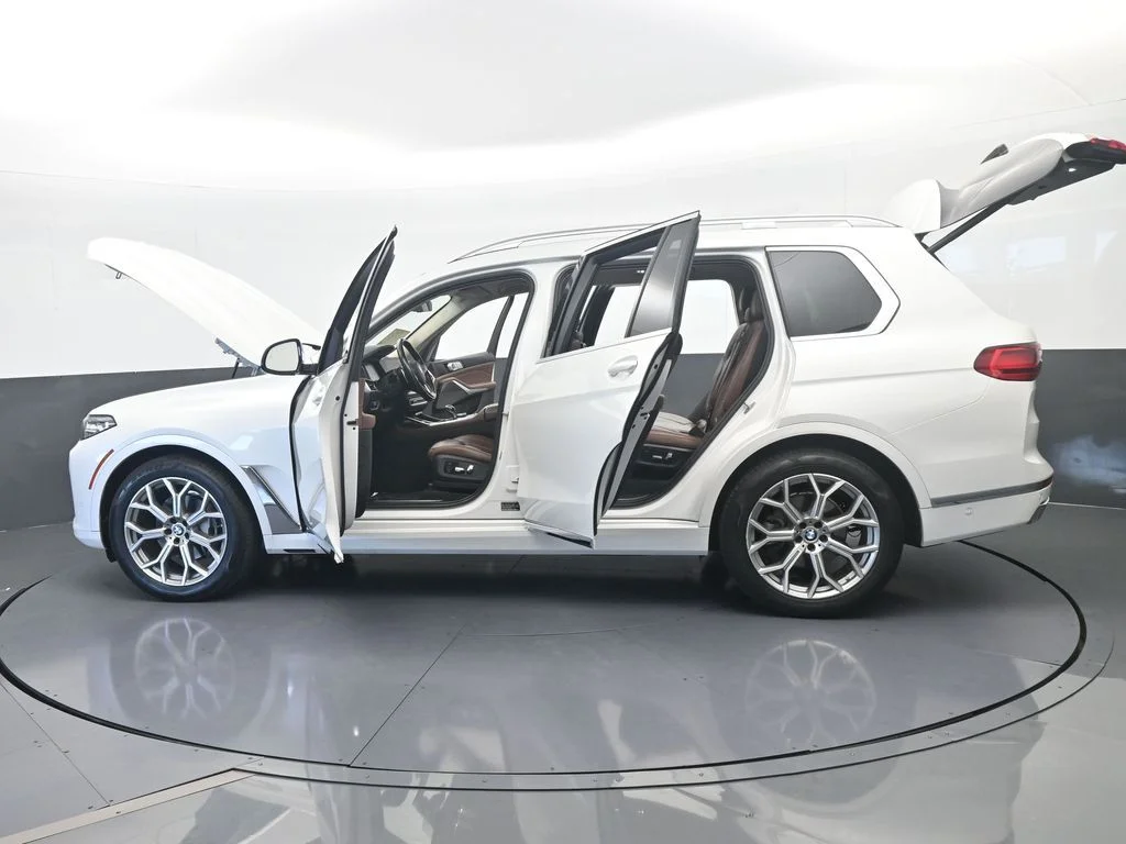 Used 2020 Mineral White Metallic BMW xDrive40i image 83