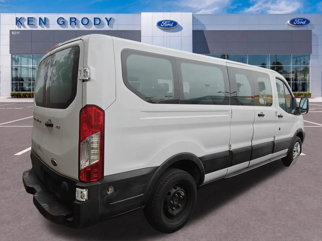 Certified Used 2019 White Ford XLT image 3
