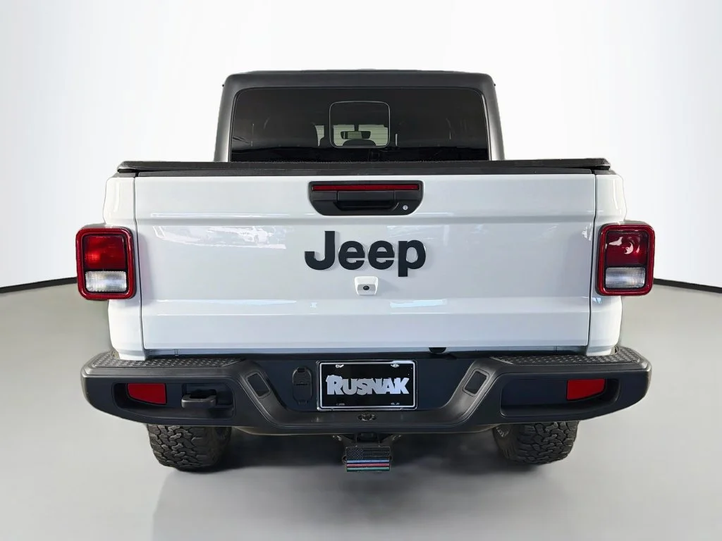 Used 2021 White Jeep Willys image 6