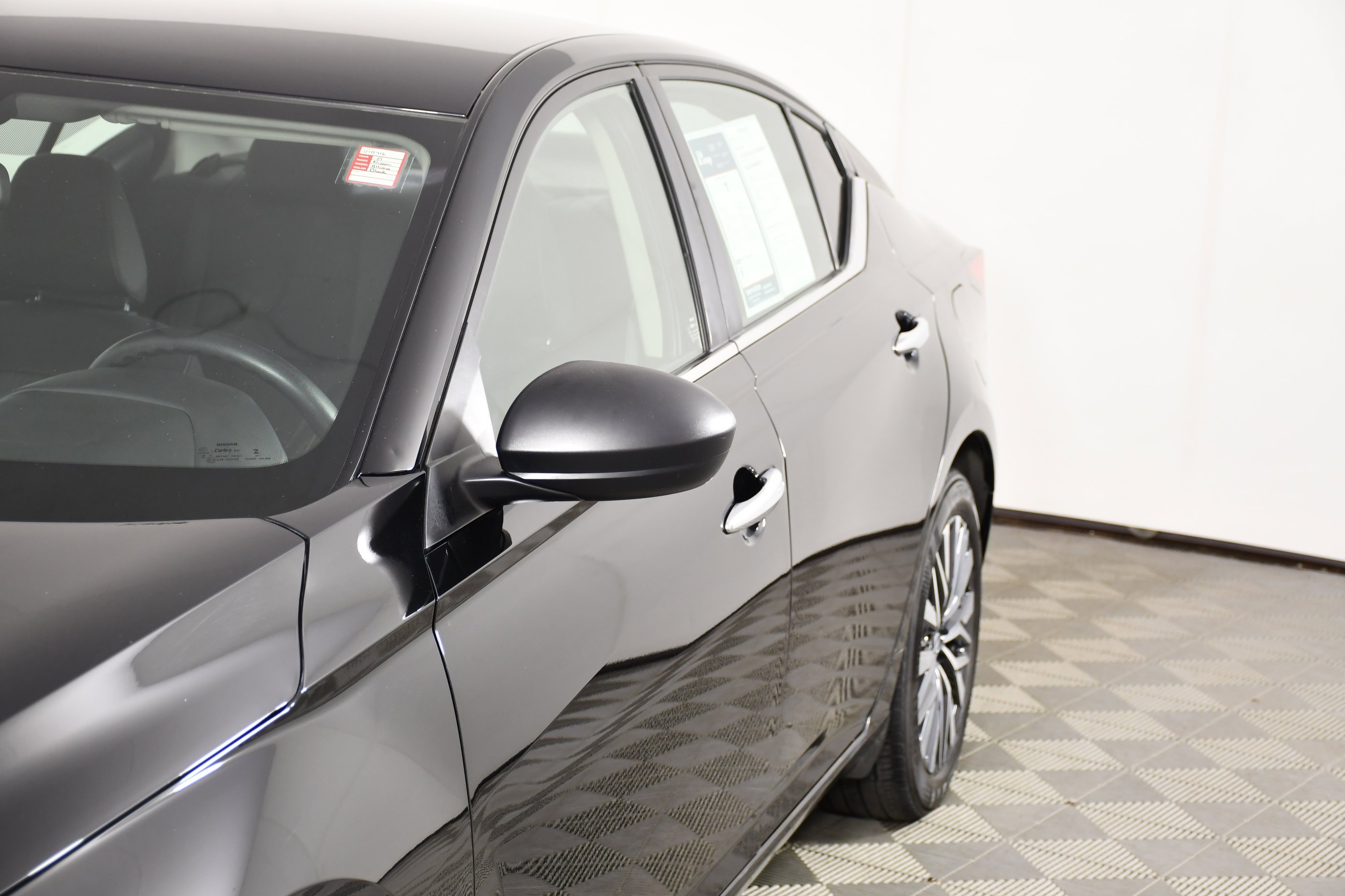 Used 2024 Super Black Nissan 2.5 SV image 13