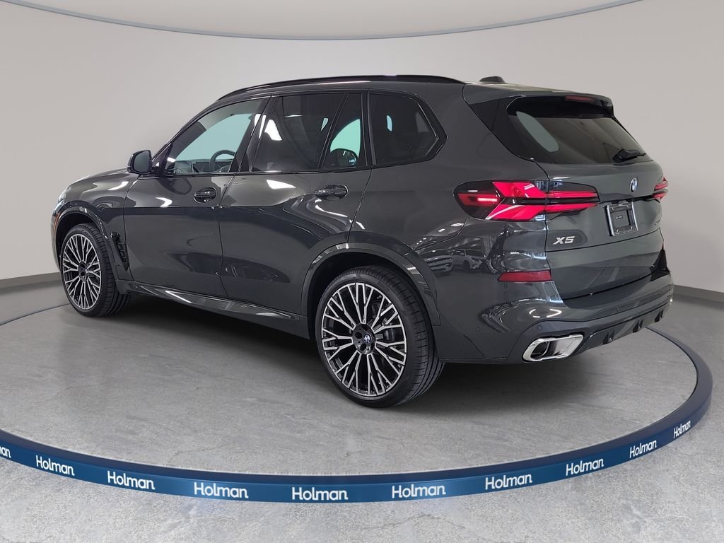 New 2026 Dravit Grey Metallic BMW sDrive40i image 7
