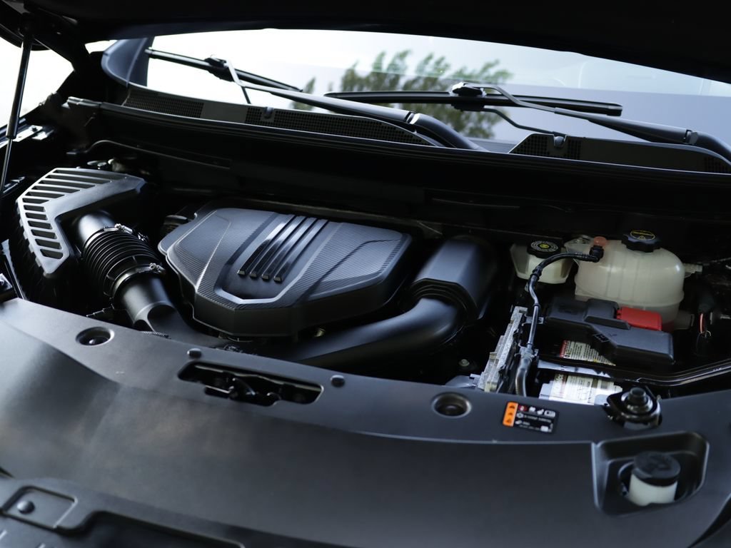 Used 2025 Ebony Twilight Metallic Buick Sport Touring image 37