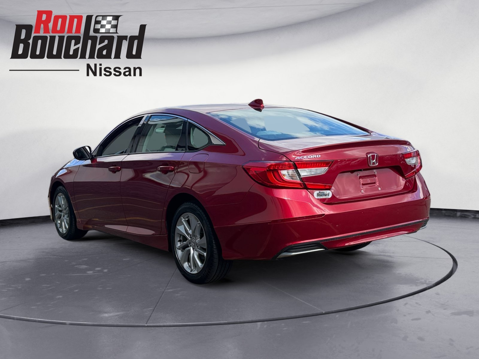2018 Honda Accord LX - Photo 4