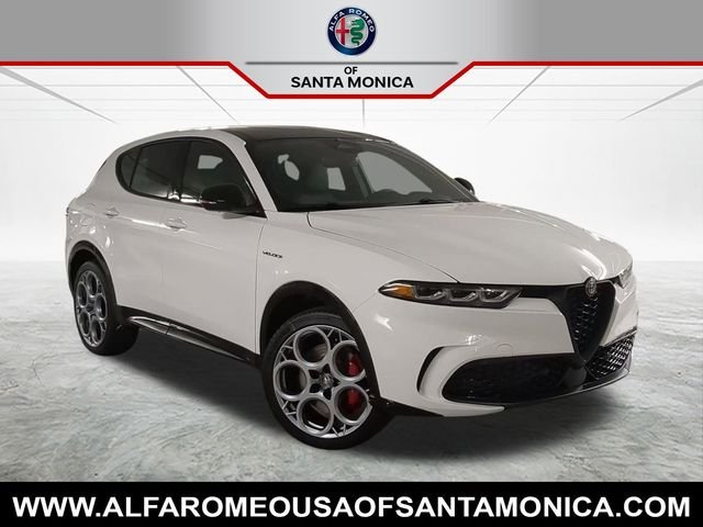 2025 Alfa Romeo Tonale Base