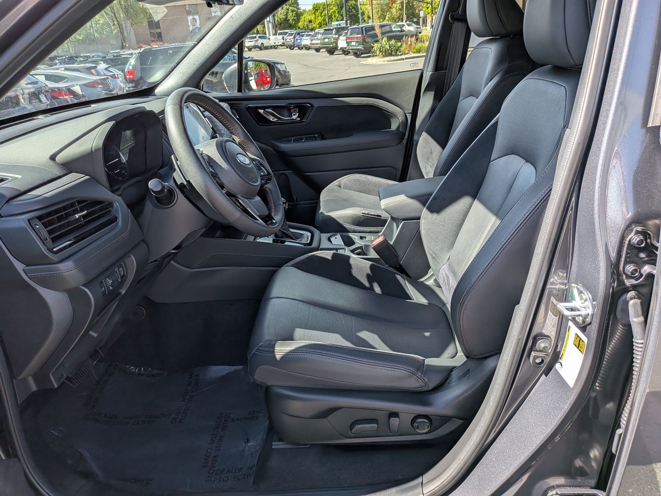 Used 2025 Magnetite Gray Metallic Subaru Touring image 24