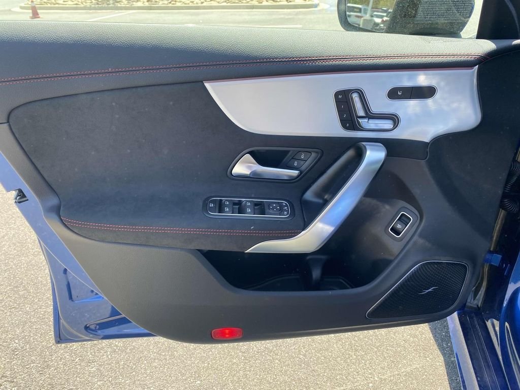 2025 Mercedes-Benz CLA CLA 250 - Photo 16