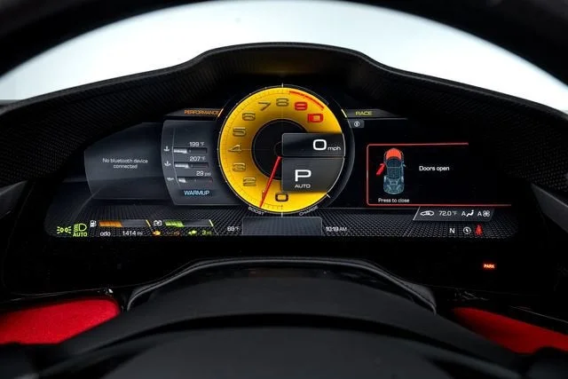 Used 2023 Bianco Avus Ferrari  image 36