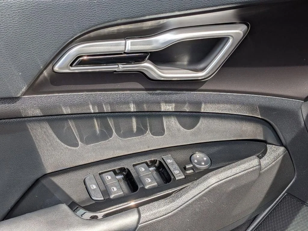 Used 2025 Gray Kia EX image 11
