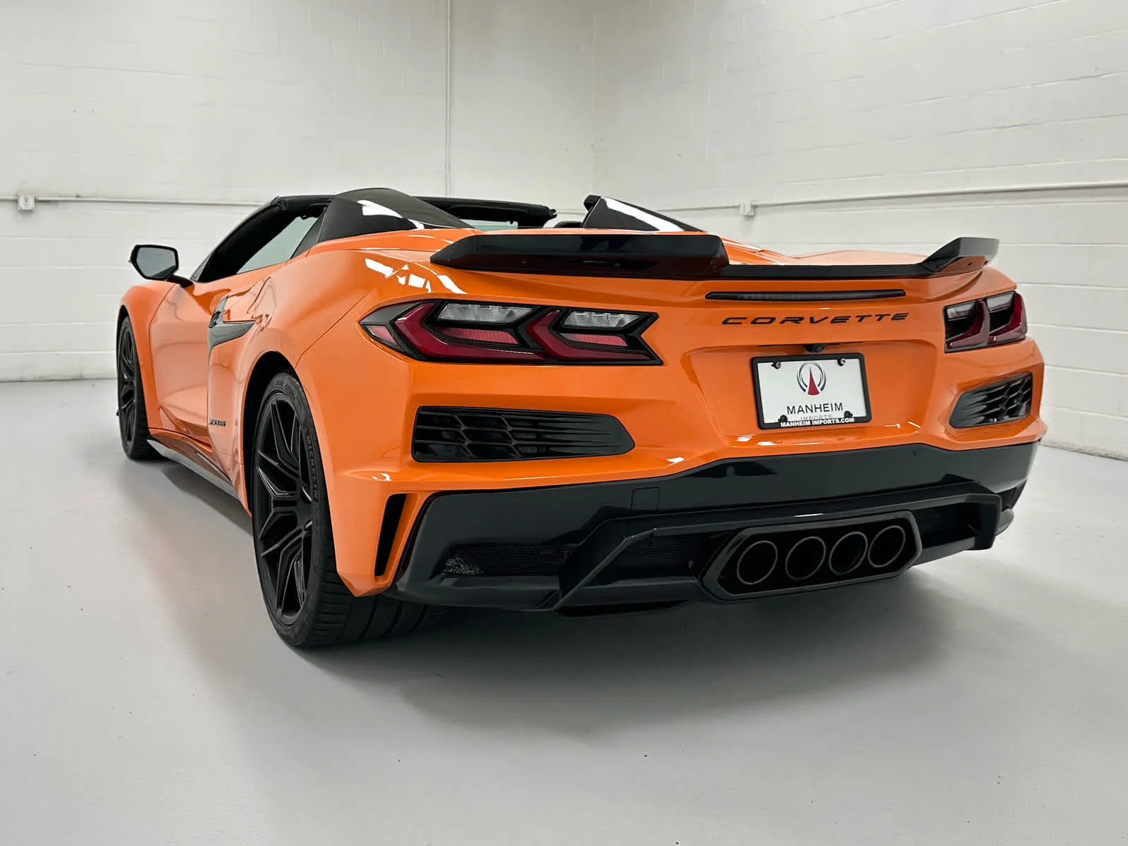 Used 2023 Amplify Orange Tintcoat Chevrolet 2LZ image 8