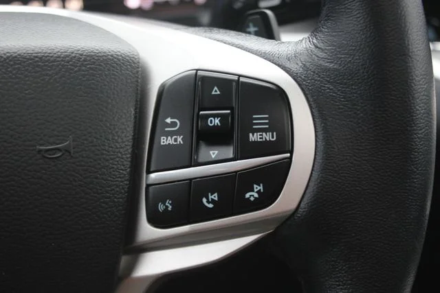 Used 2021 Silver Ford XLT image 16