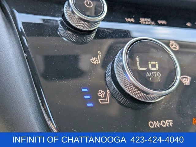 Used 2023 Black INFINITI Sensory image 15
